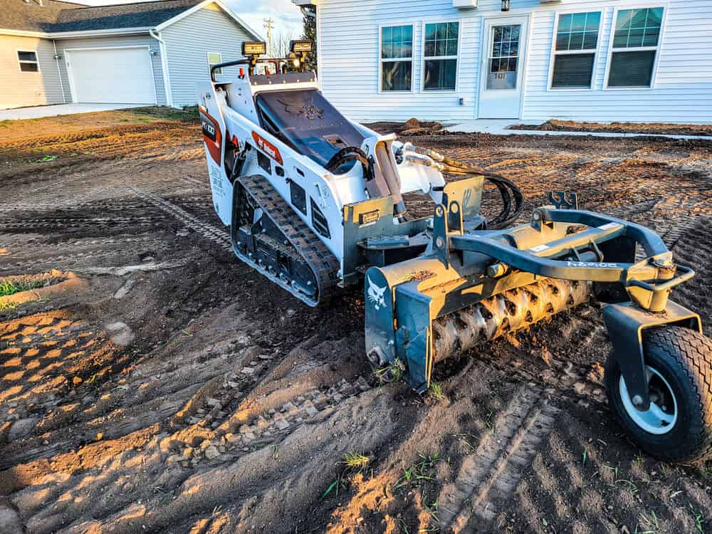 Aeration & Over-Seeding   image