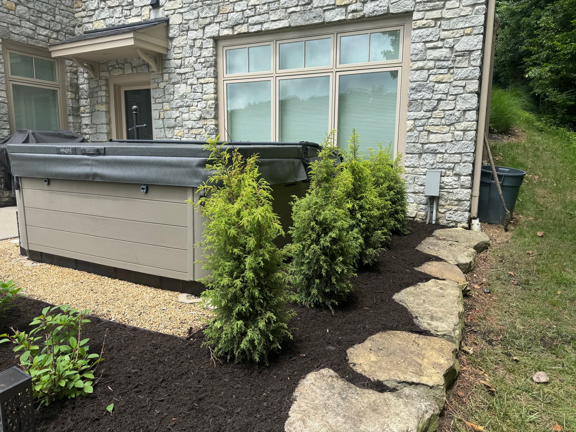 Gallery photos for Complete Lakefront Landscape Overhaul with Shrubs, Mulch and Stone: Image #5