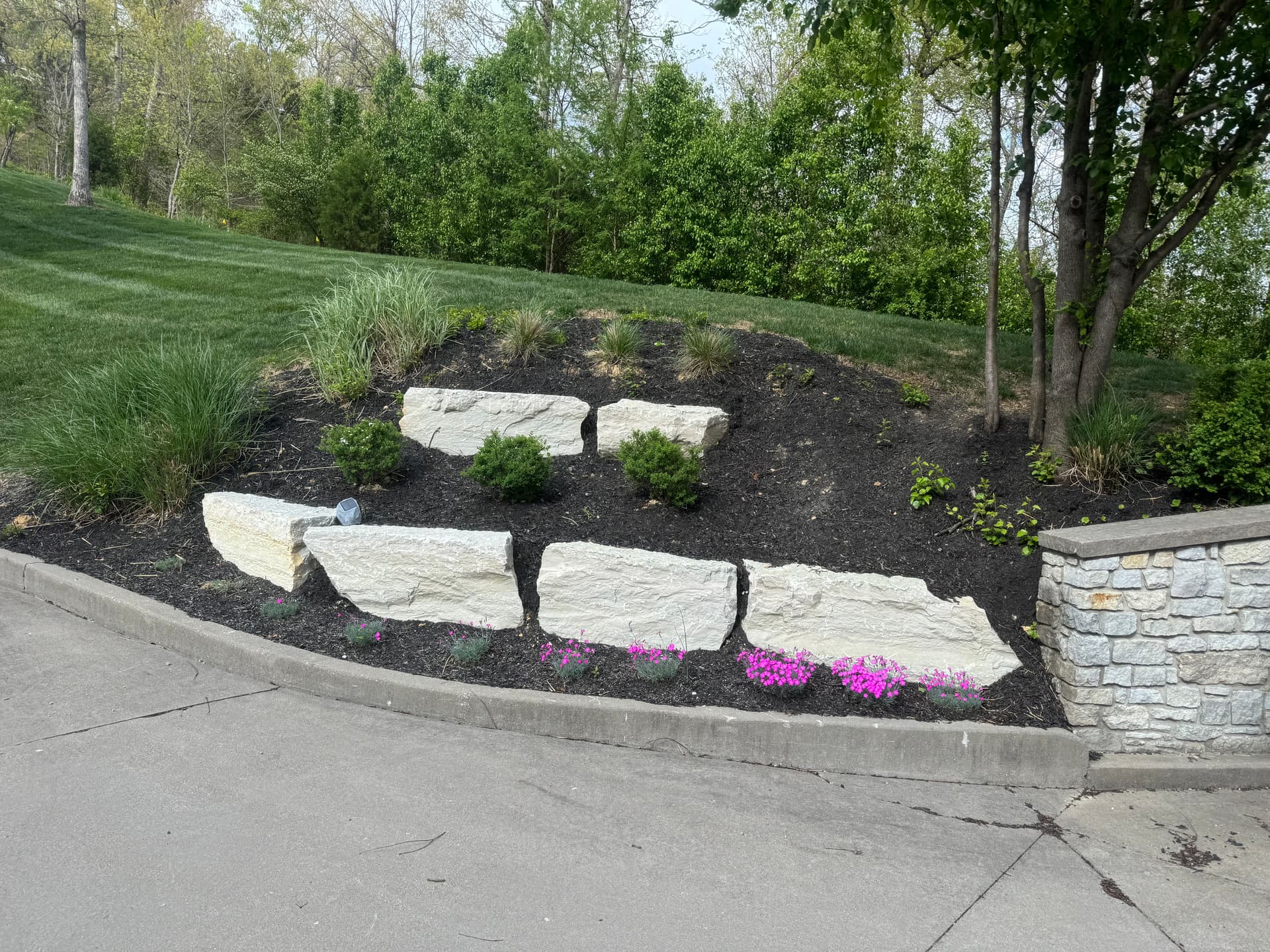 Gallery photos for Complete Lakefront Landscape Overhaul with Shrubs, Mulch and Stone: Image #8