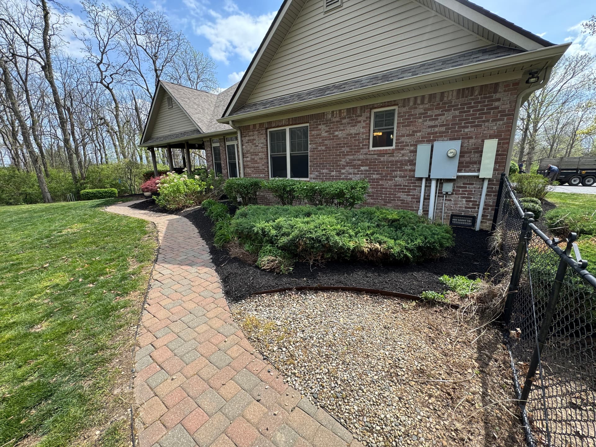 Gallery photos for Full Yard Cleanup With Fresh Mulch and Paver Repairs: Image #4