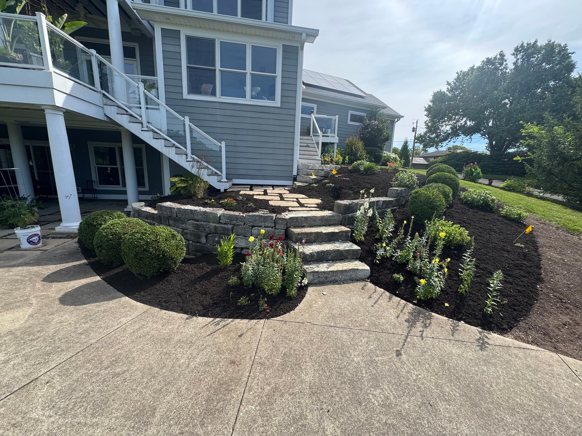Gallery photos for Retaining Wall Drainage Fix and Full Yard Cleanup: Image #2