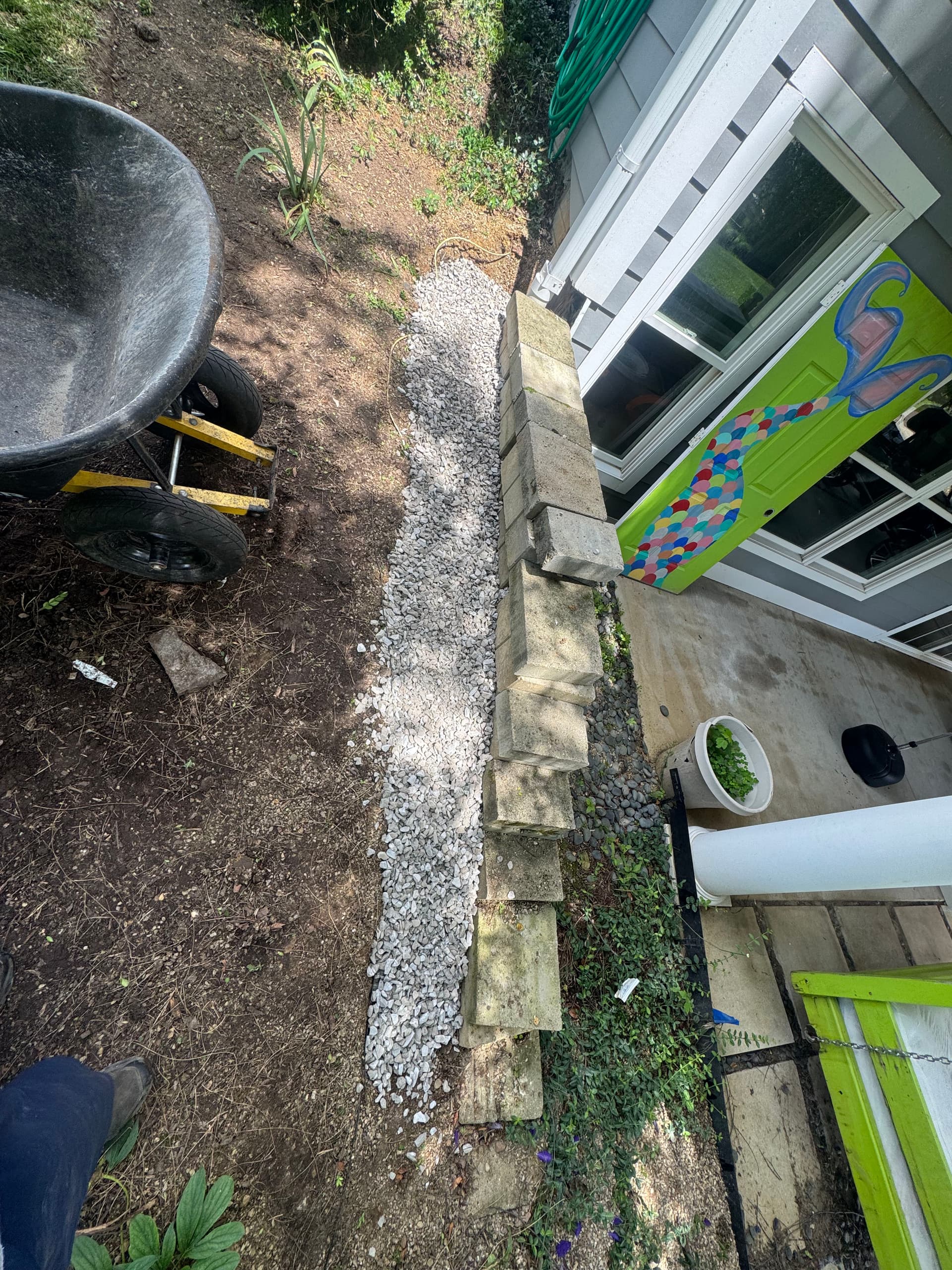 Gallery photos for Retaining Wall Drainage Fix and Full Yard Cleanup: Image #4